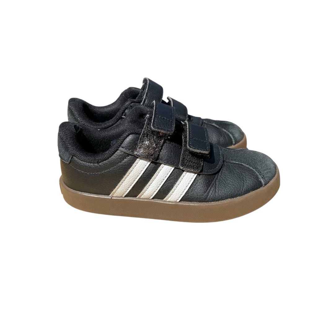 Adidas Kids VI Court shoes